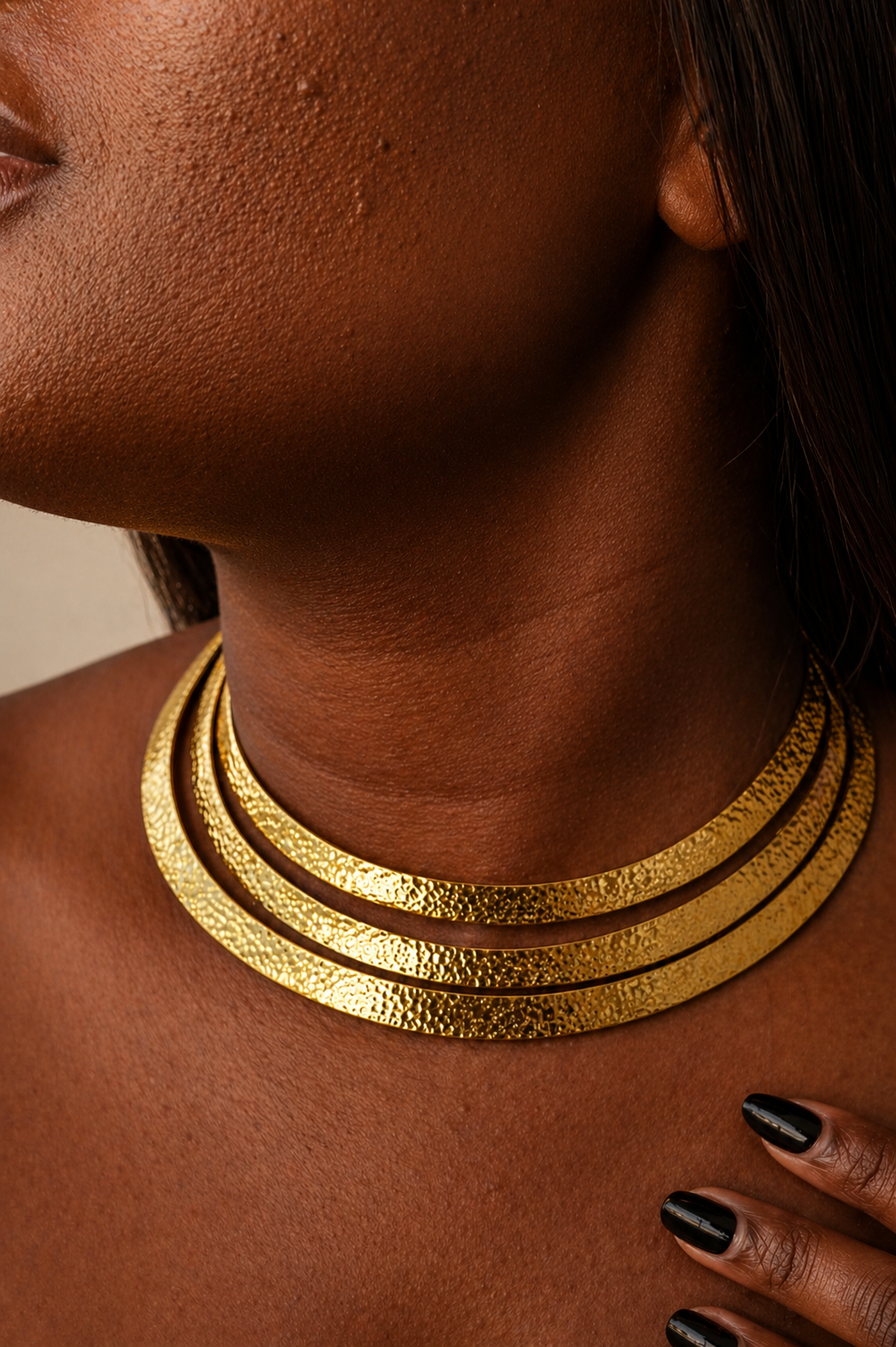 Luxe Triple Arc Choker - Image 2