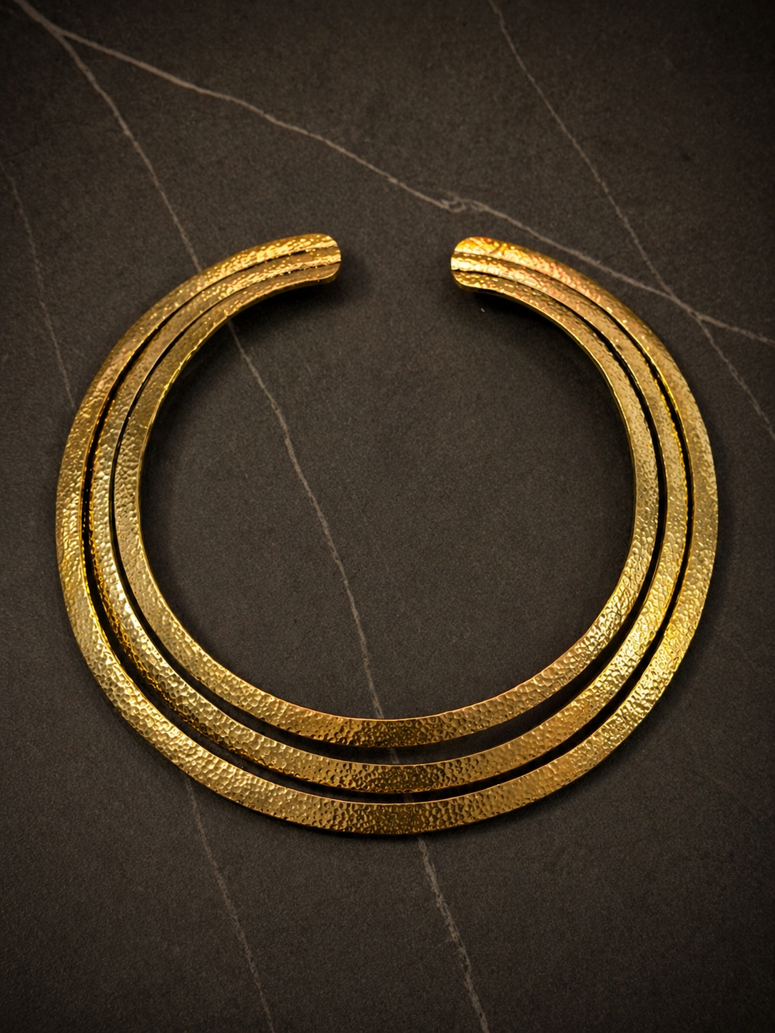 Luxe Triple Arc Choker - Image 4