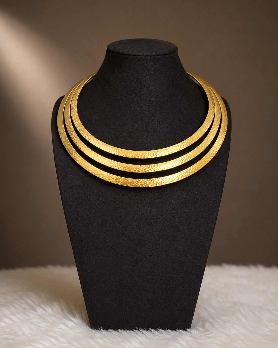 Luxe Triple Arc Choker
